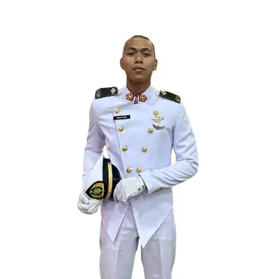Alumni berbagai program — 33