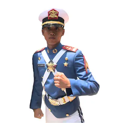 Alumni berbagai program — 36