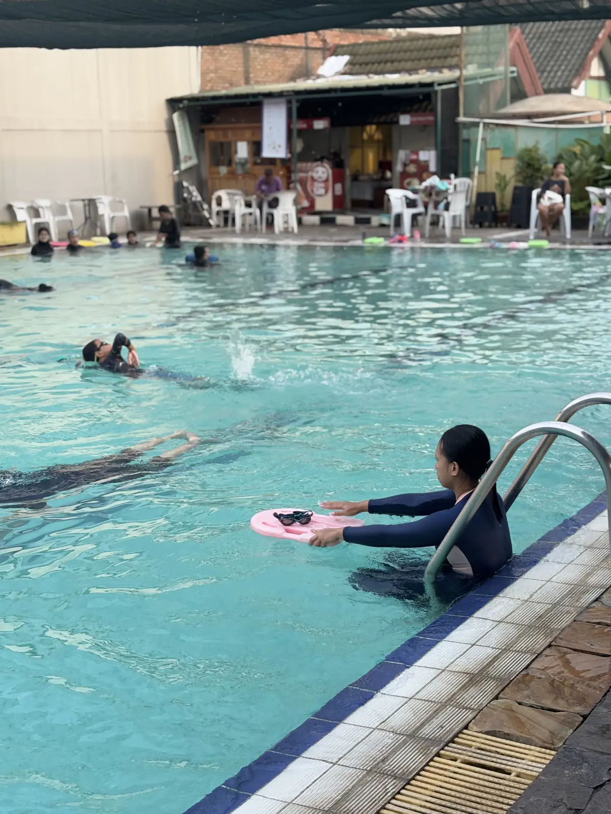 Latihan renang — 08