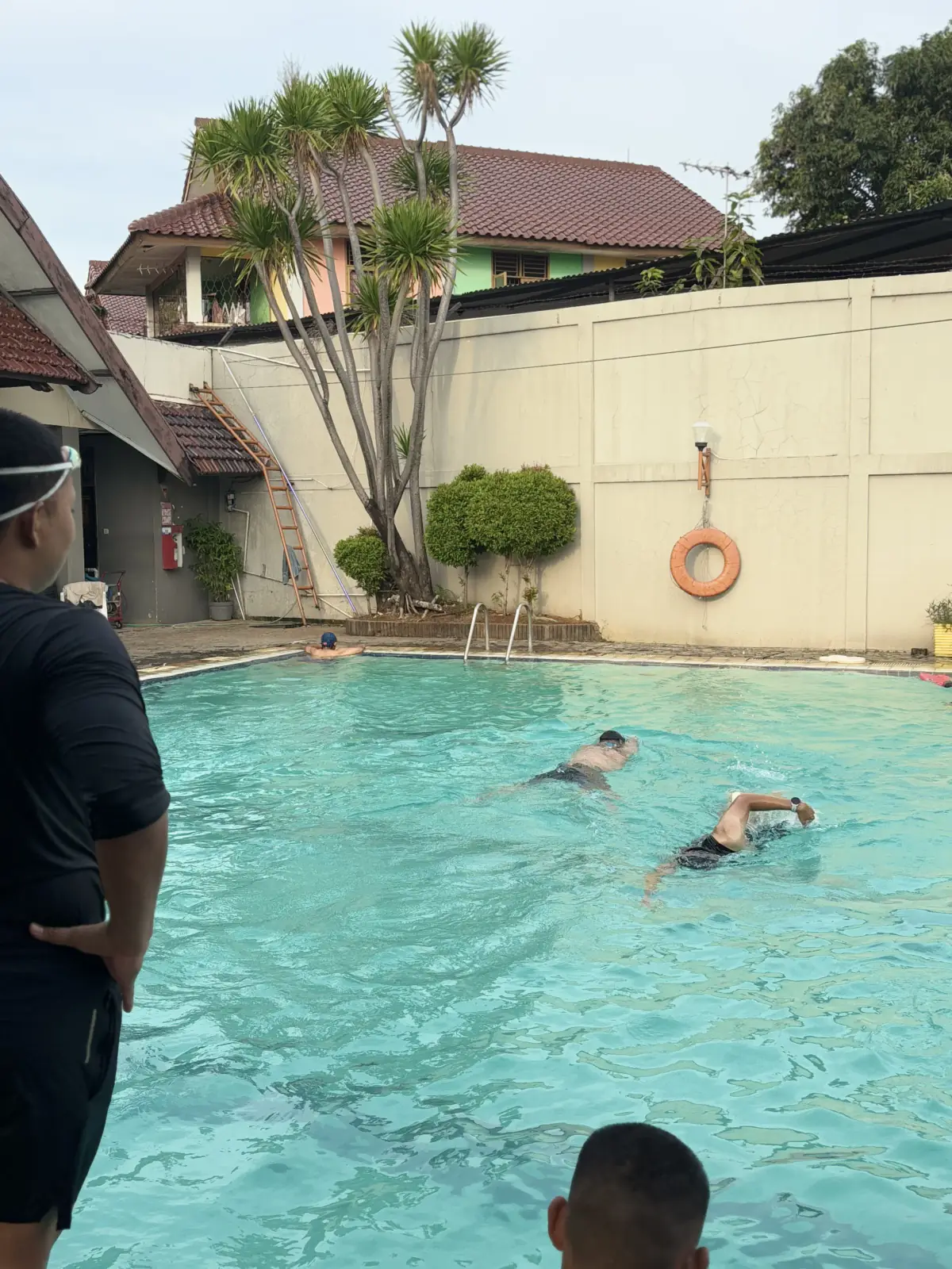 Latihan renang — 09