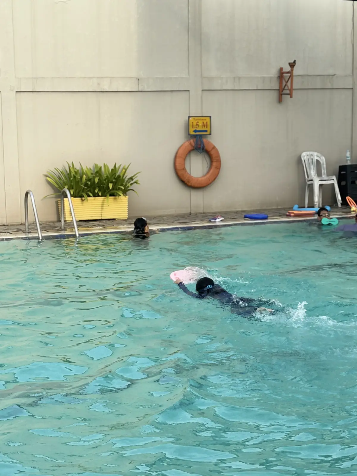 Latihan renang — 10